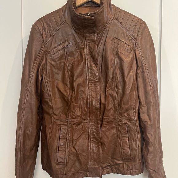 Danier Jackets & Blazers - Fitted Brown Leather Jacket with Stand-Up Collar,Zipper Closure.Worn once!